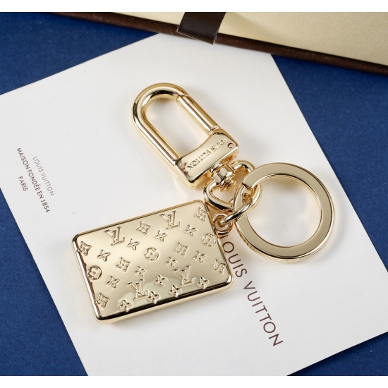 2023.07.11  Donkey Home Square Logo Bag Keychain ❤️ Simple and elegant, golden style, novel and unique
