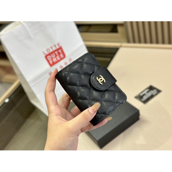 2023.10.13 145 box size: 8 * 11cm Chanel card bag Chanel must be included ⚠️ Full skin inside and outside! A daily travel card that is sufficient! (The packaging is very high-end) ❤️）