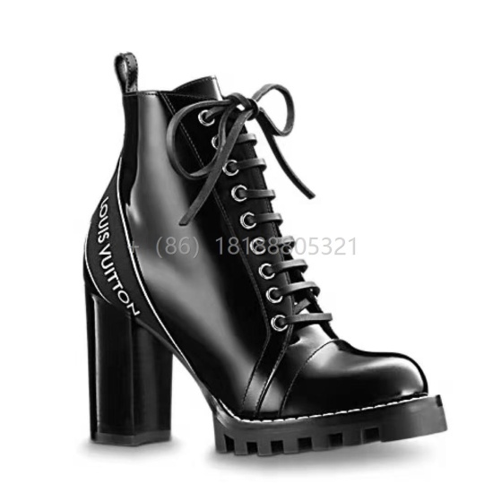 10.21 LV is another heavyweight explosion of full leather short boots full leather thick high-heeled Martin boots Size: 35 yards-42 yards