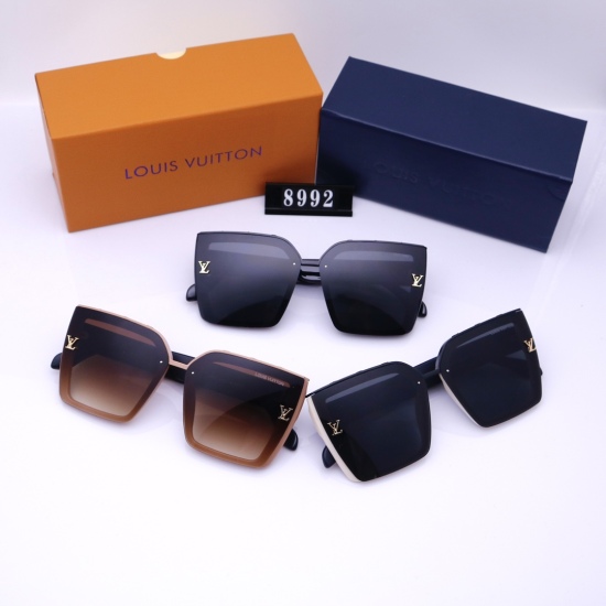 11.18 Comes with An Original Gift BoxLV Sunglasses Model 8992
