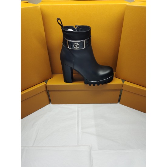 2023.04.26 Side zippered calf leather high cut short boots
